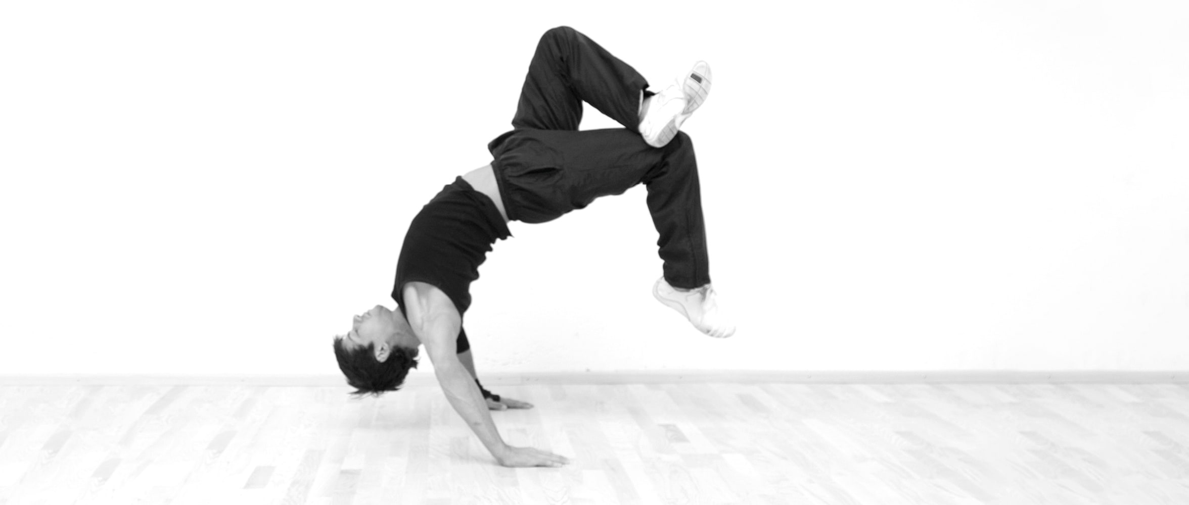 Breakdance Handstand