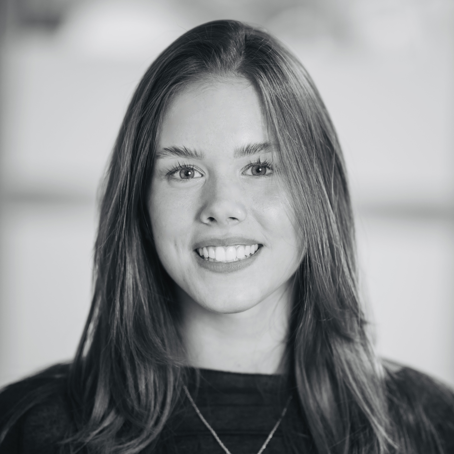 Portrait von Laura-Marie Dembour, Hip-Hop Coach und Streetjazz-Dozentin