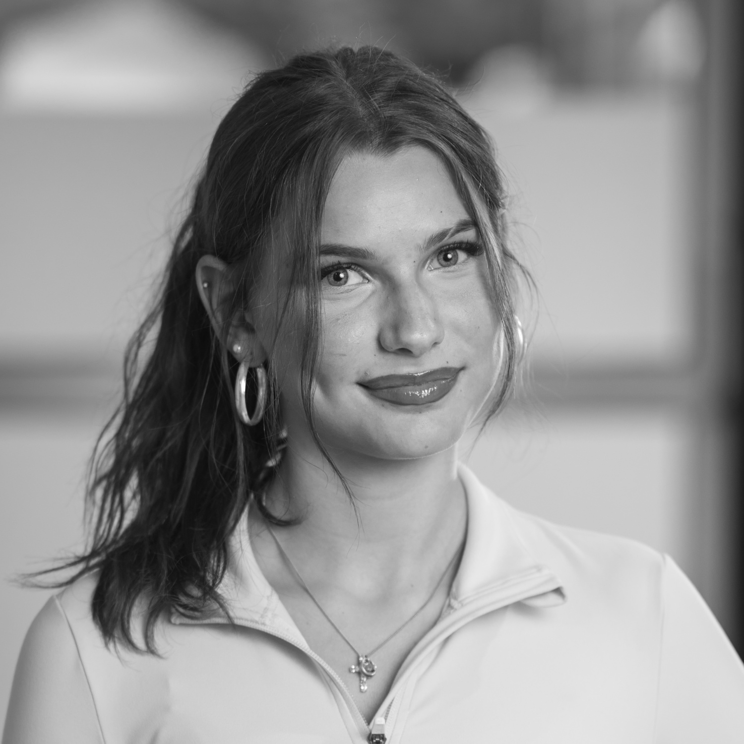 Elina im Tanzstudio Nett & Friends – junge Tanzpädagogin und Auszubildende mit Leidenschaft.