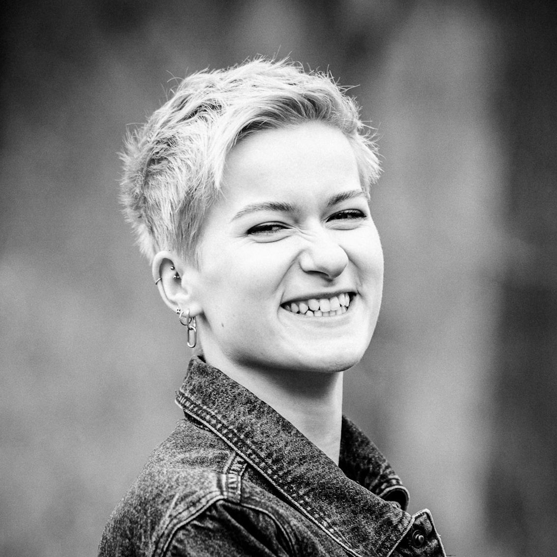 Porträt von Tabea Borchert, Tanzdozentin bei Nett & Friends Bad Honnef