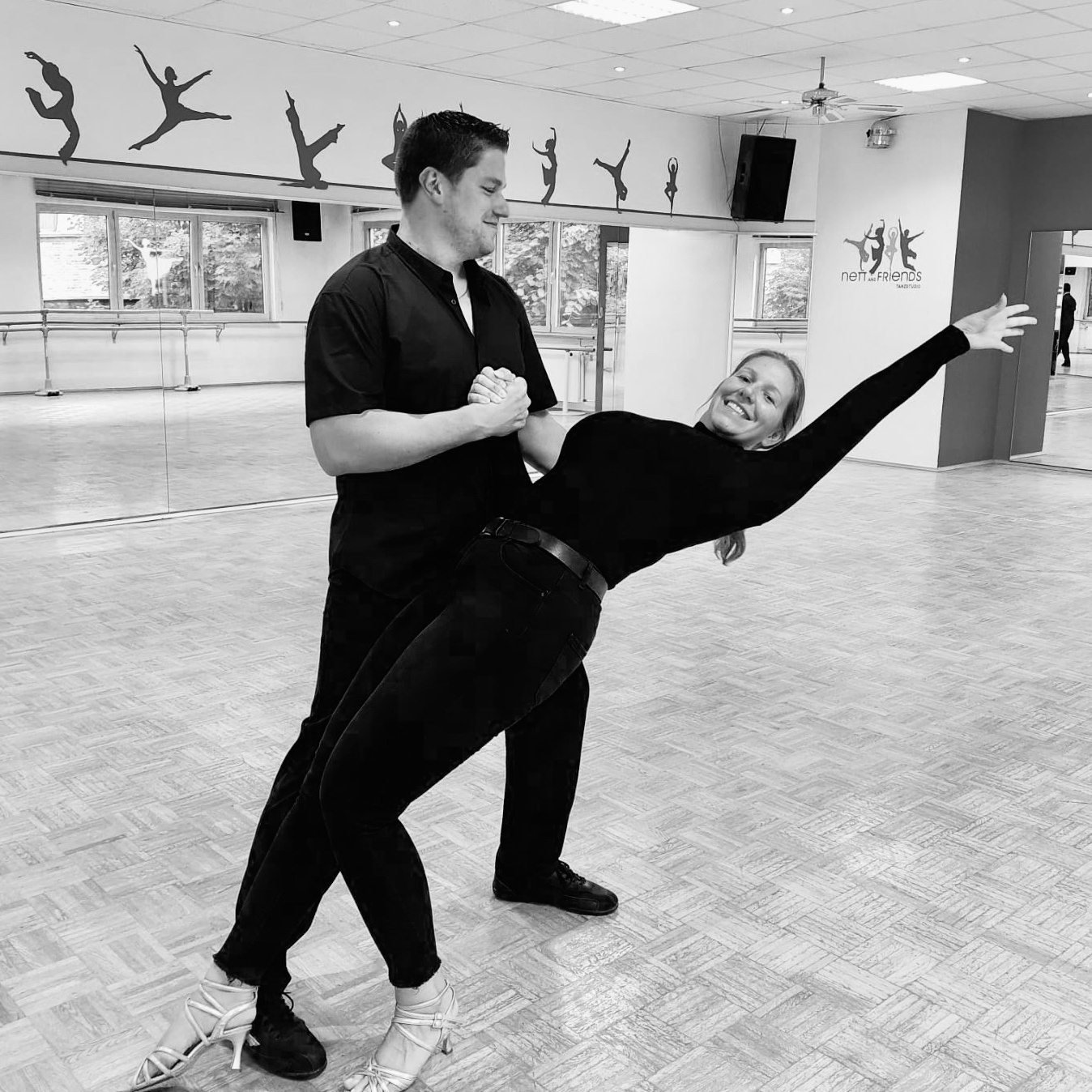 Discofox mit Tanzpaar in unserer Tanzschule in Köln